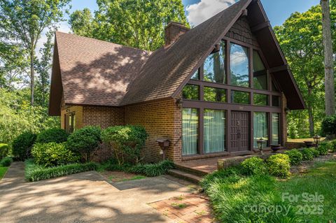 912 W Marion Street Shelby NC 28150