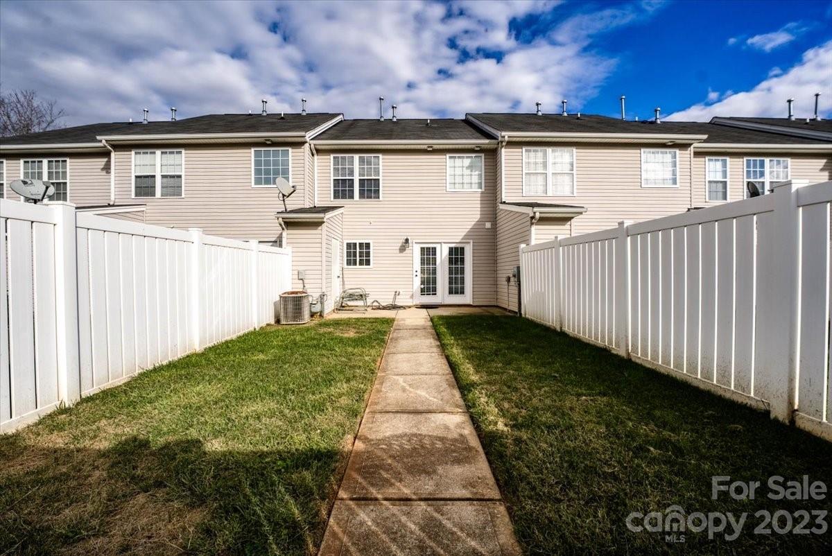 Tanners Creek - Residential