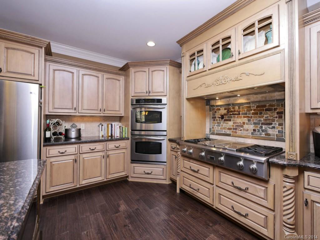 Holland Springs - Residential