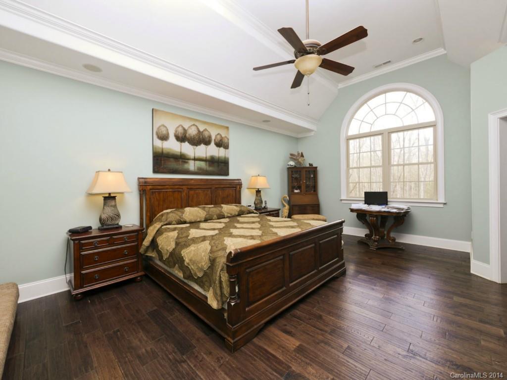 Holland Springs - Residential