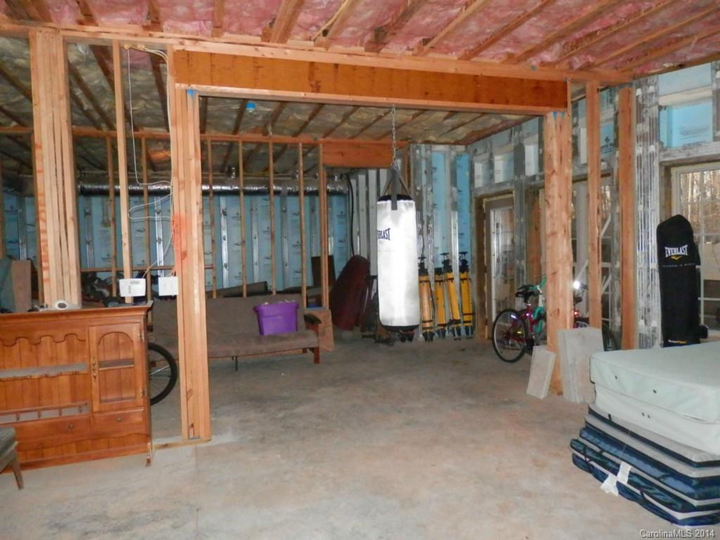 Holland Springs - Residential