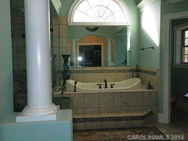 Holland Springs - Residential