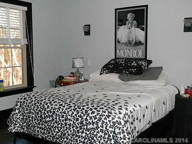 Holland Springs - Residential