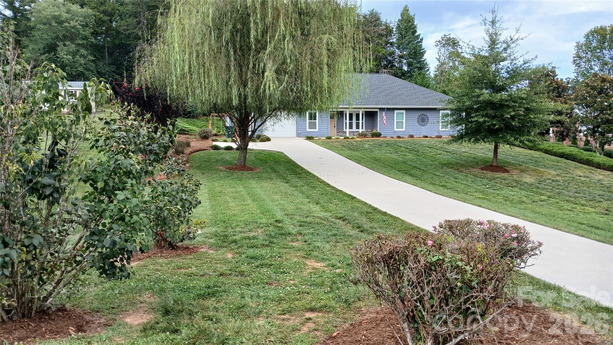 329 Springwood Drive NE