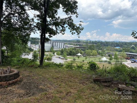 53 Logan Circle Asheville NC 28806