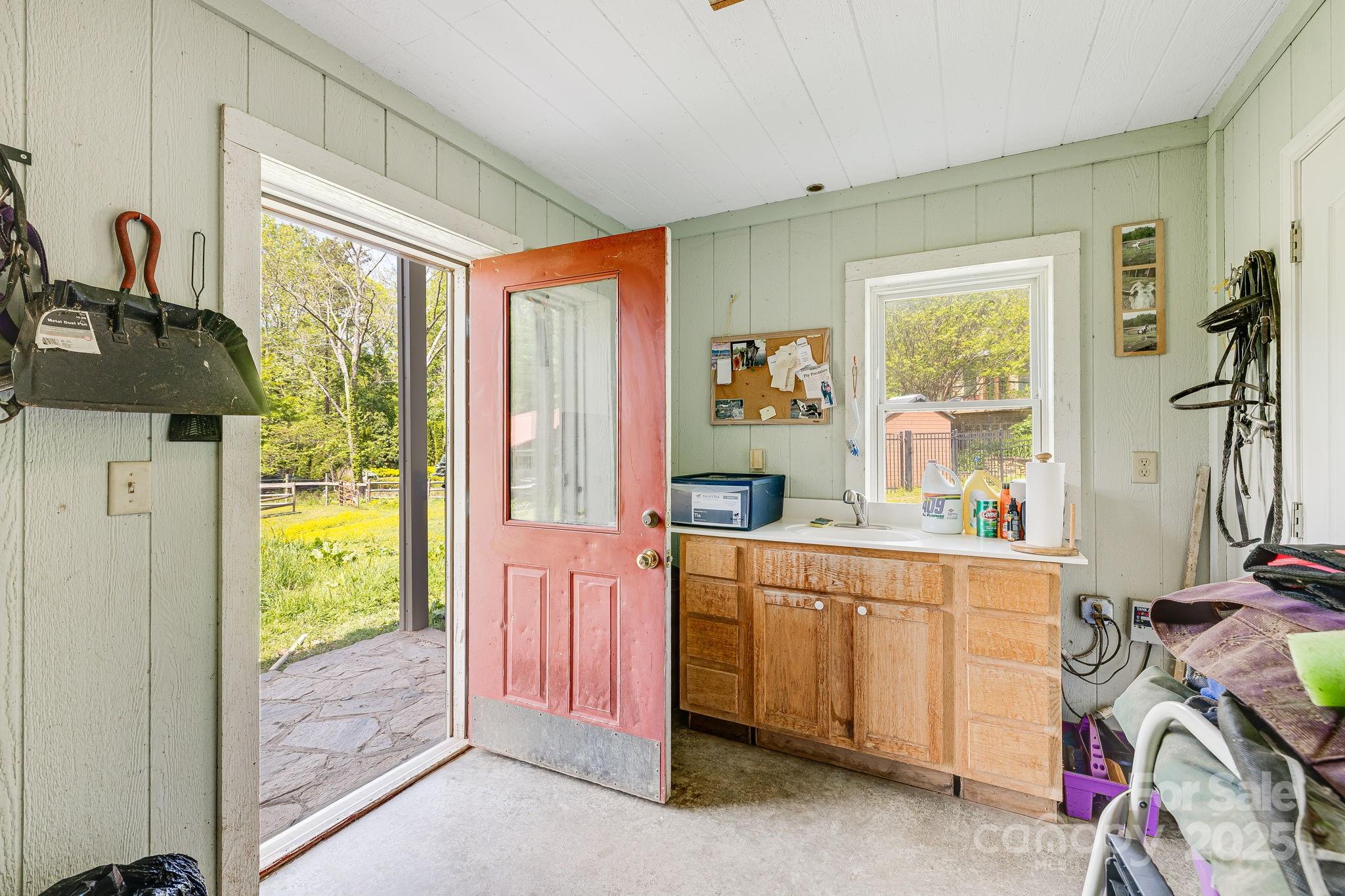 Carter Cove - Residential