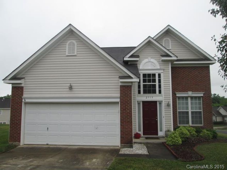 Master on main, Great room with vaulted ceiling, Kitchen with tile and black appliances, Spacious loft upstairs  Pet fee is per pet that does not exceed 30 lbs.