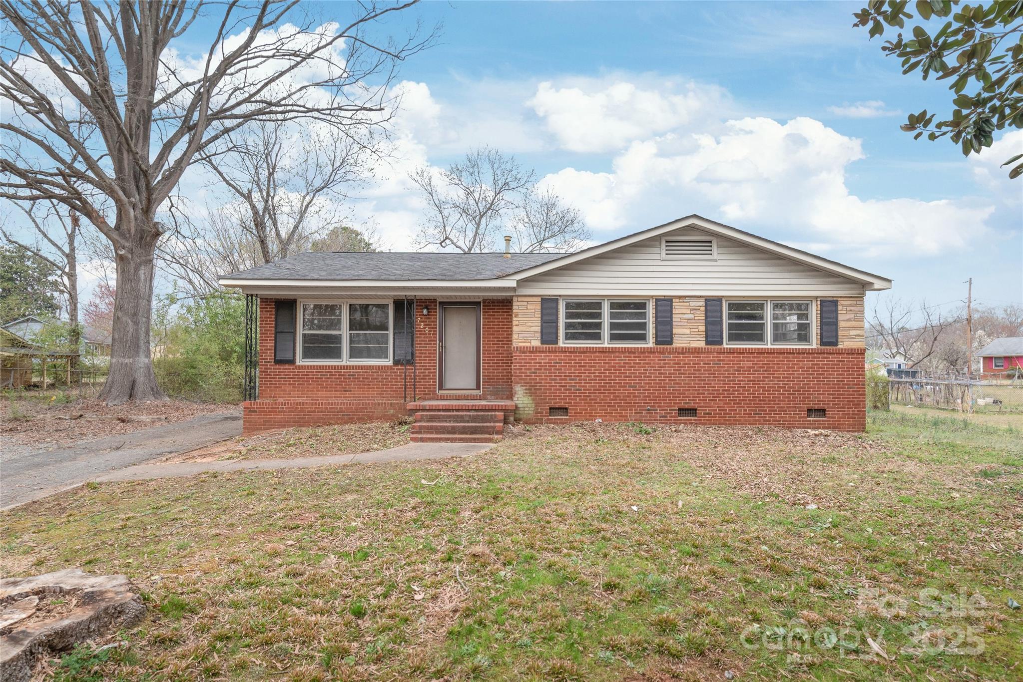 Walnut Hills - Residential