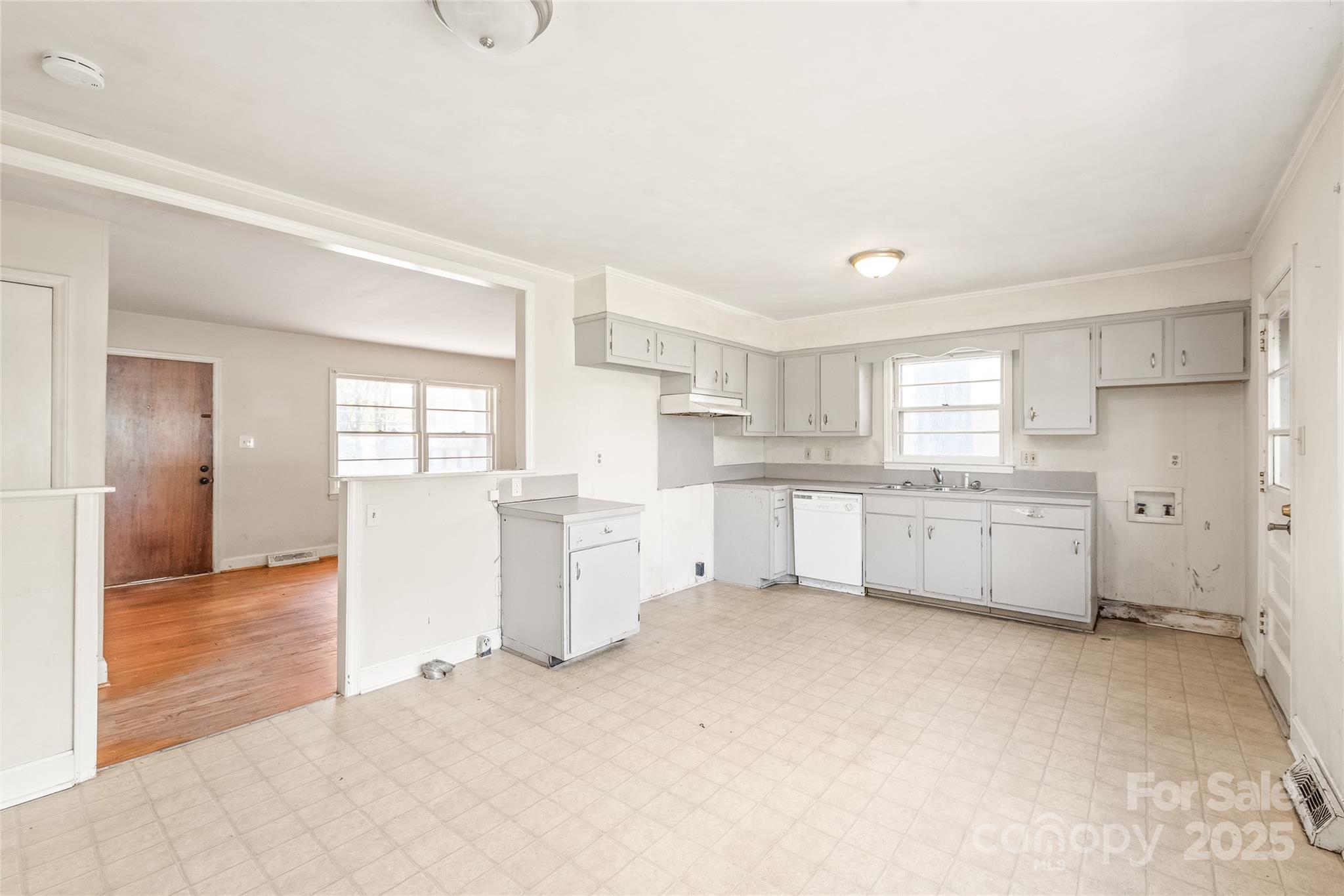 Walnut Hills - Residential