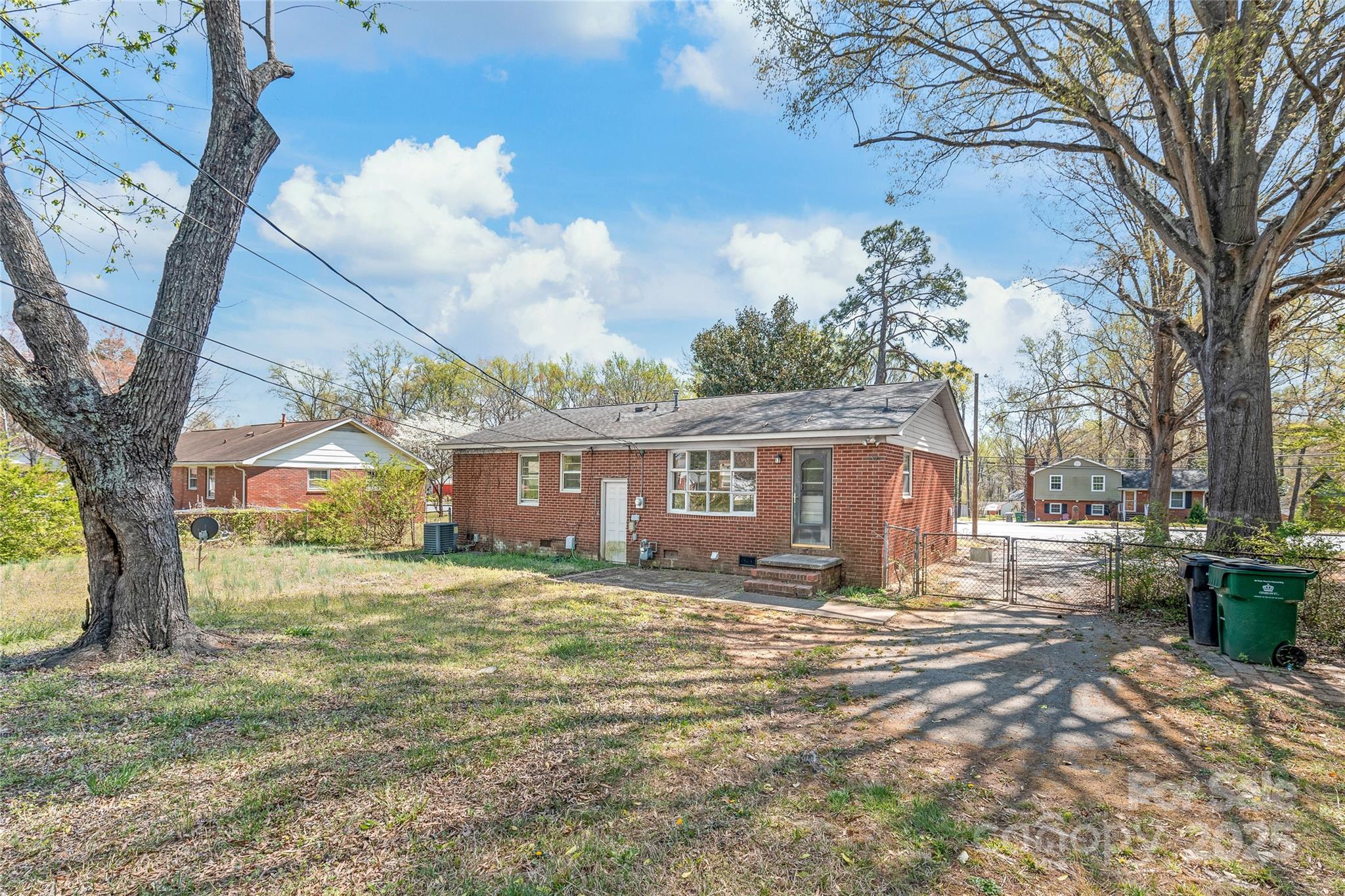 Walnut Hills - Residential