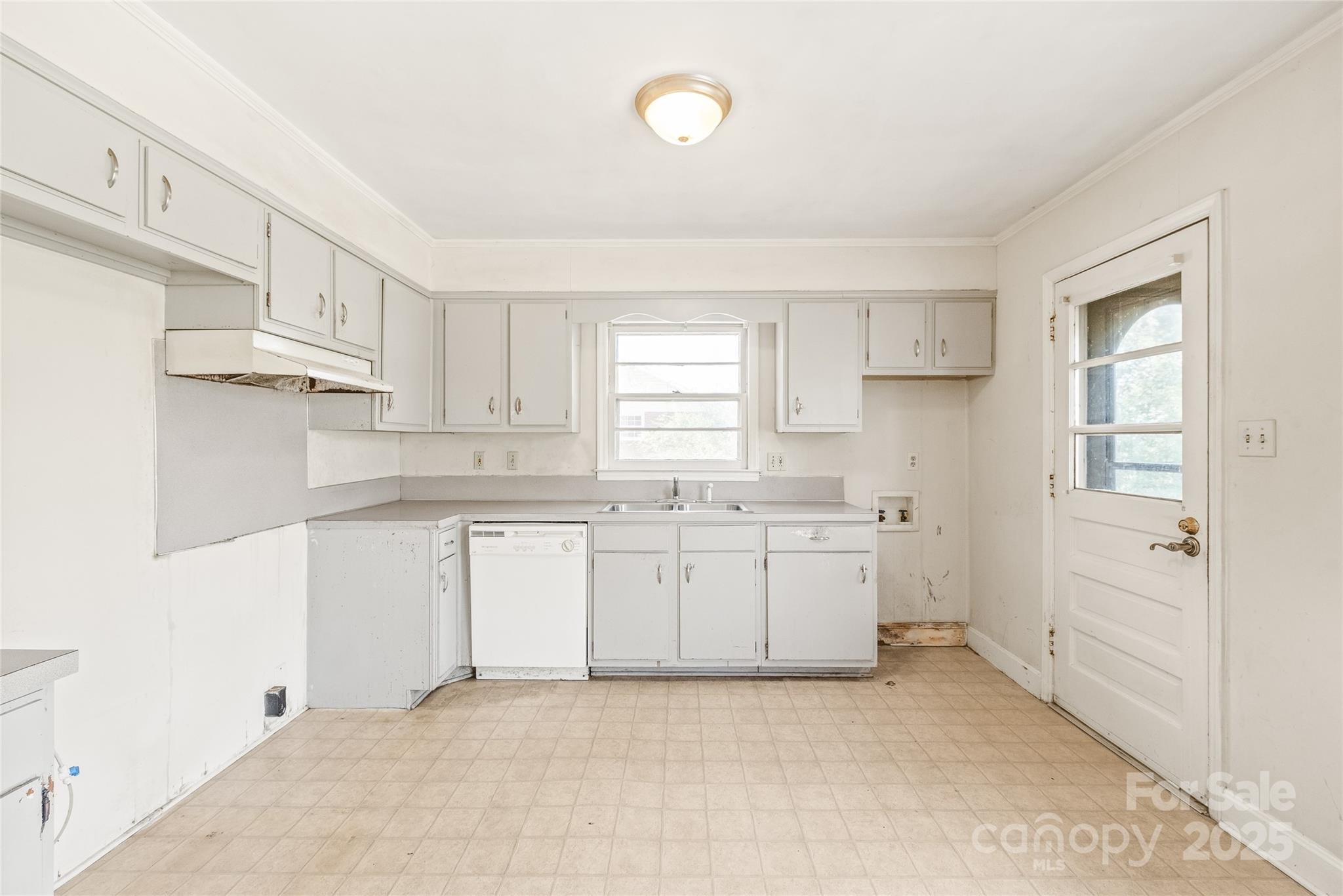 Walnut Hills - Residential