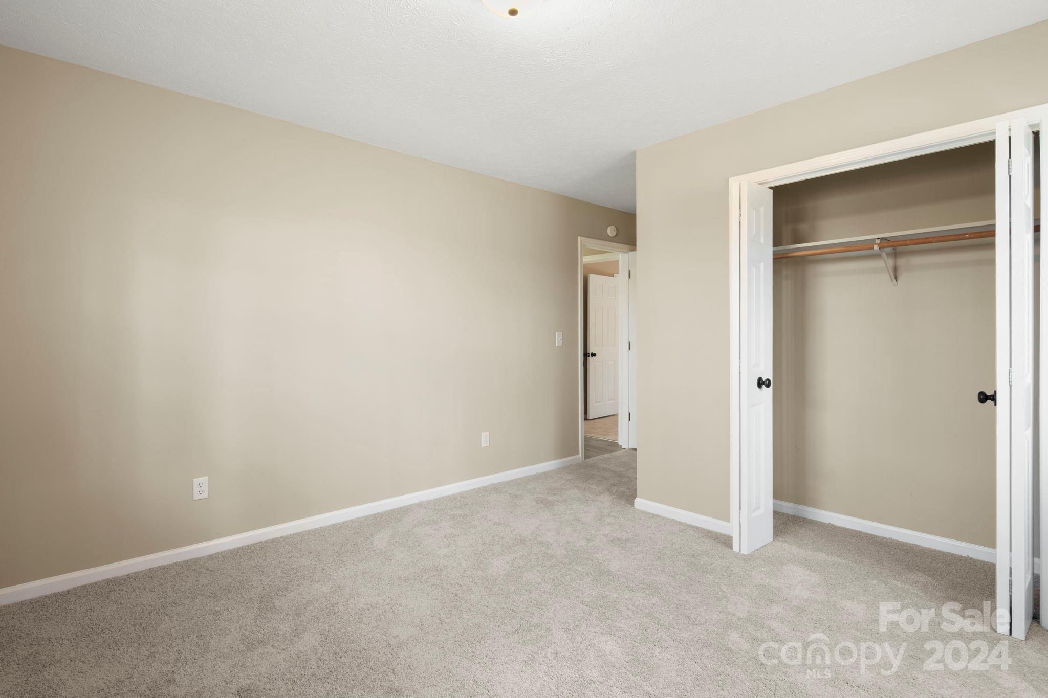 Hunters Glen - Residential