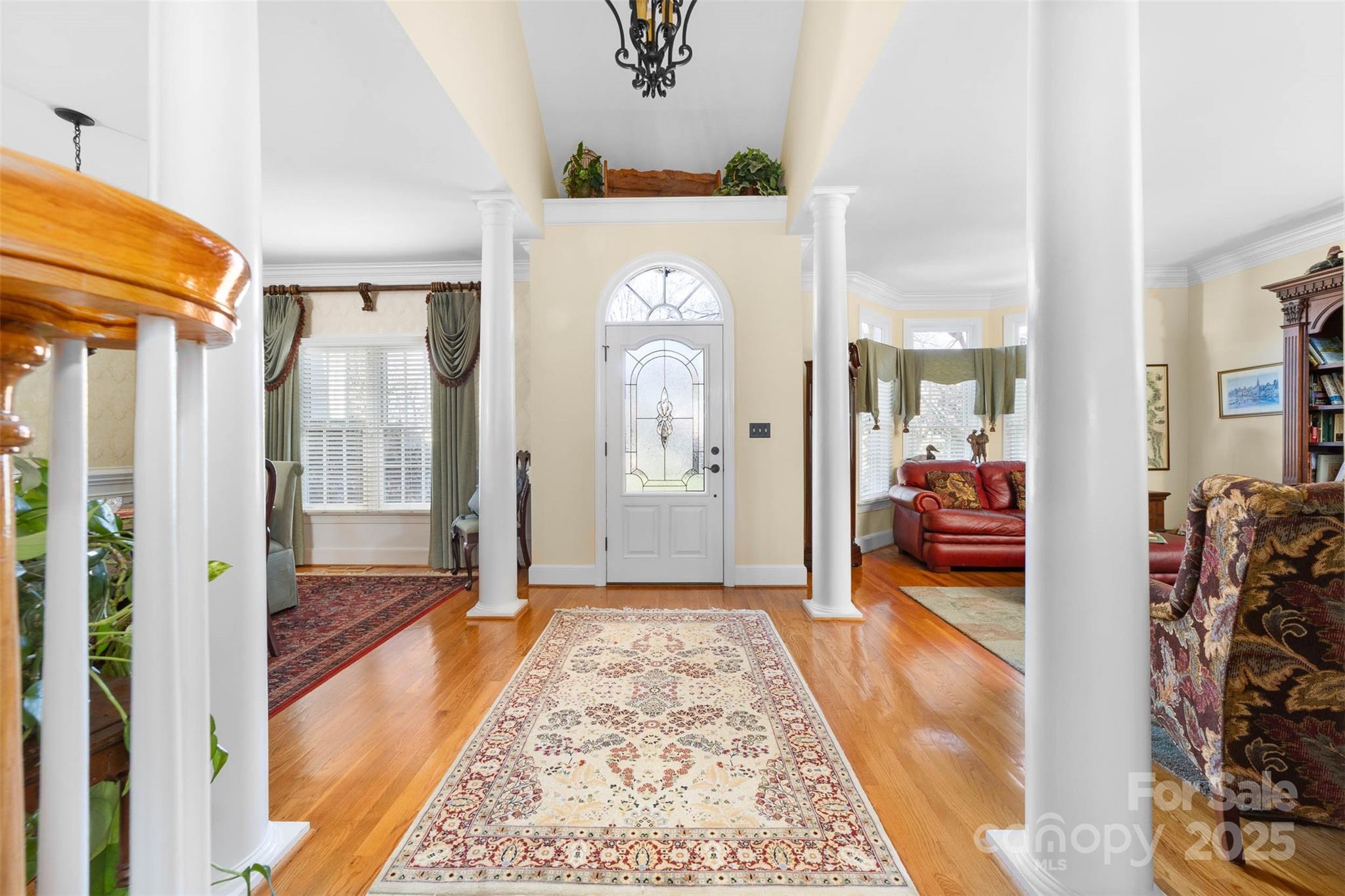 The Peninsula - Residential