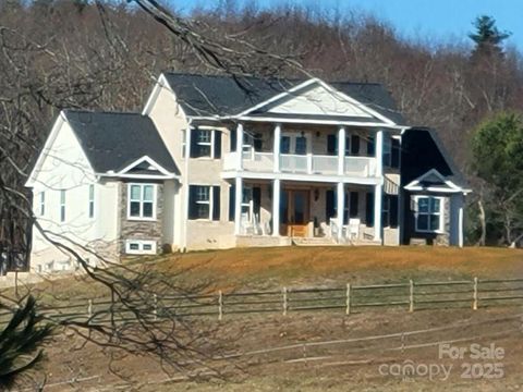 204 Violet Trail Lowgap NC 27024