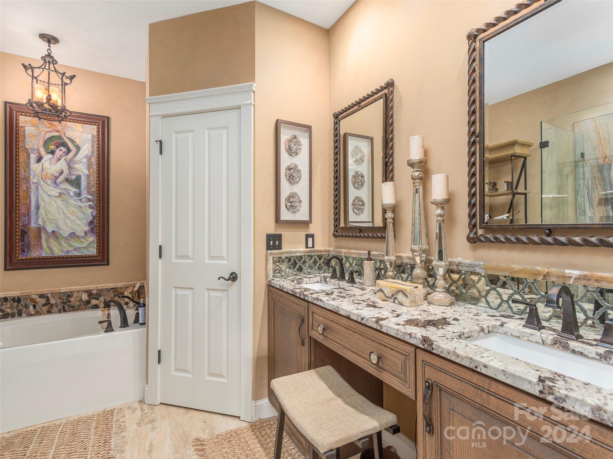 Biltmore Lake - Residential