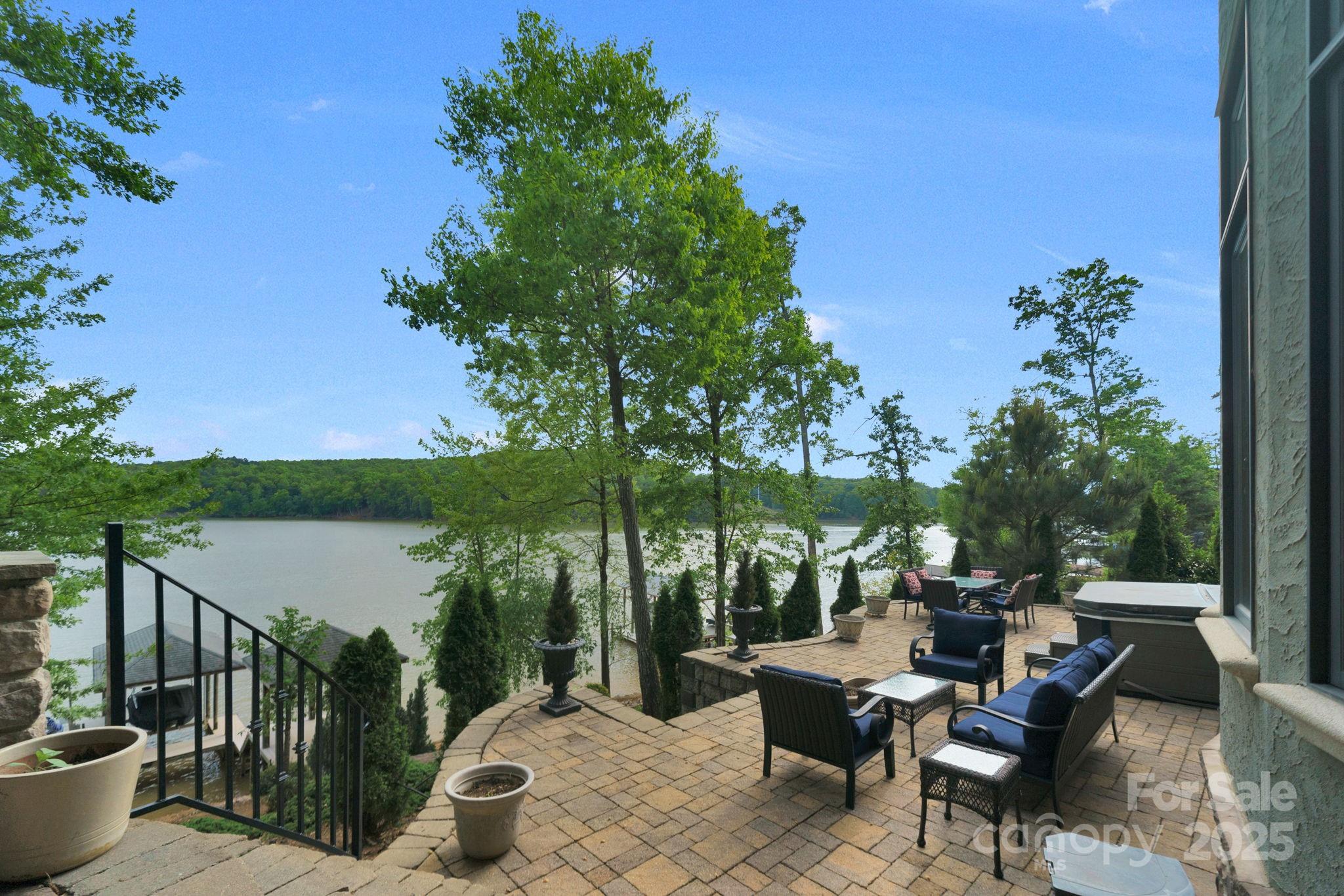 3255 Lake Pointe Drive