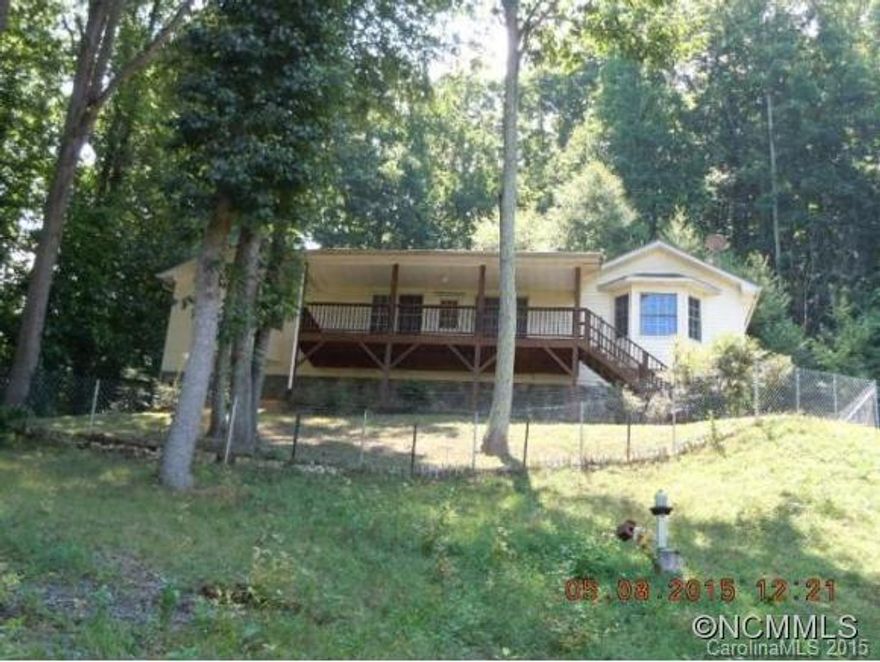 100K BELOW TAX VALUE!Large home with great, open, inviting floor plan. All 3 bed's have en suite bathrooms. Basement offers a huge game room/den plus over sized garage. Great long range views from large covered front deck and convenient location. Sold as-is, needs carpet. Buyer to confirm all information inc. sq'.Conveyed by by special warranty deed. POF w/offers.