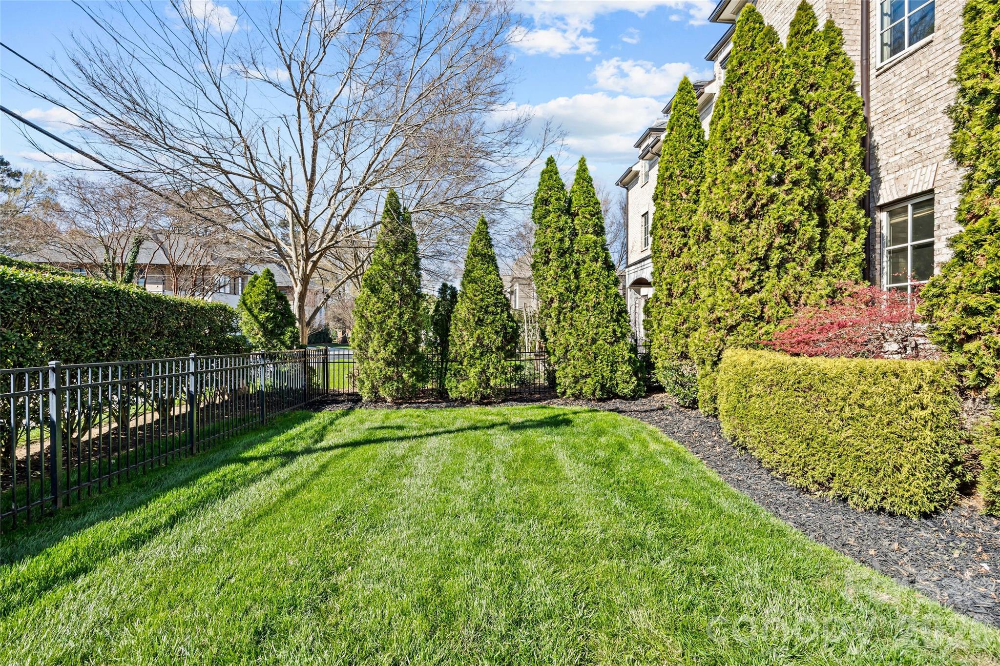 Myers Park - Residential