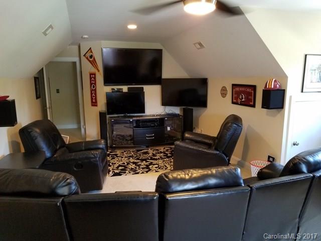 Meadow Lakes II - Residential