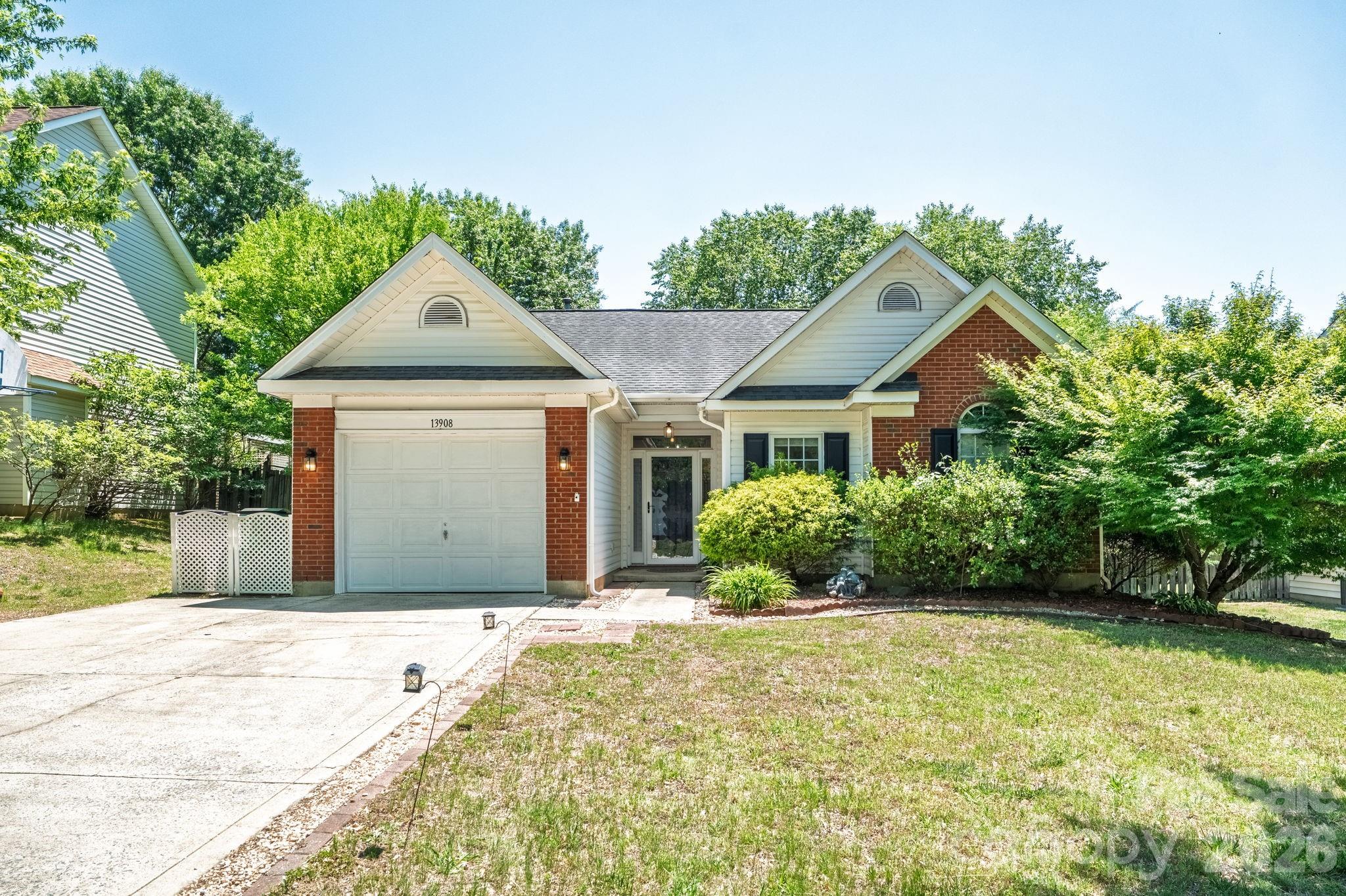 13908 Mcgloughlin Way Court