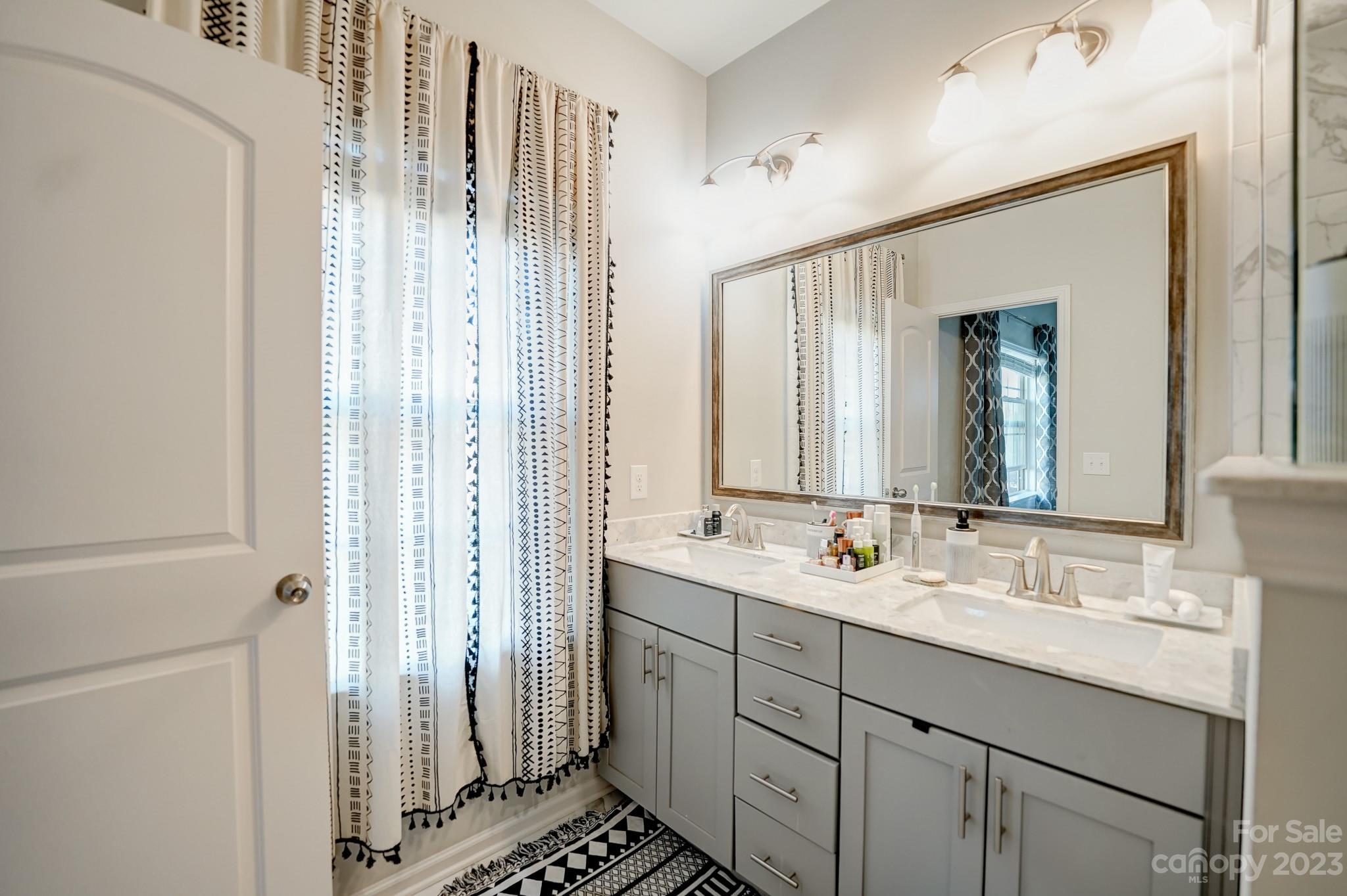 Hadley at Arrowood Station - Residential