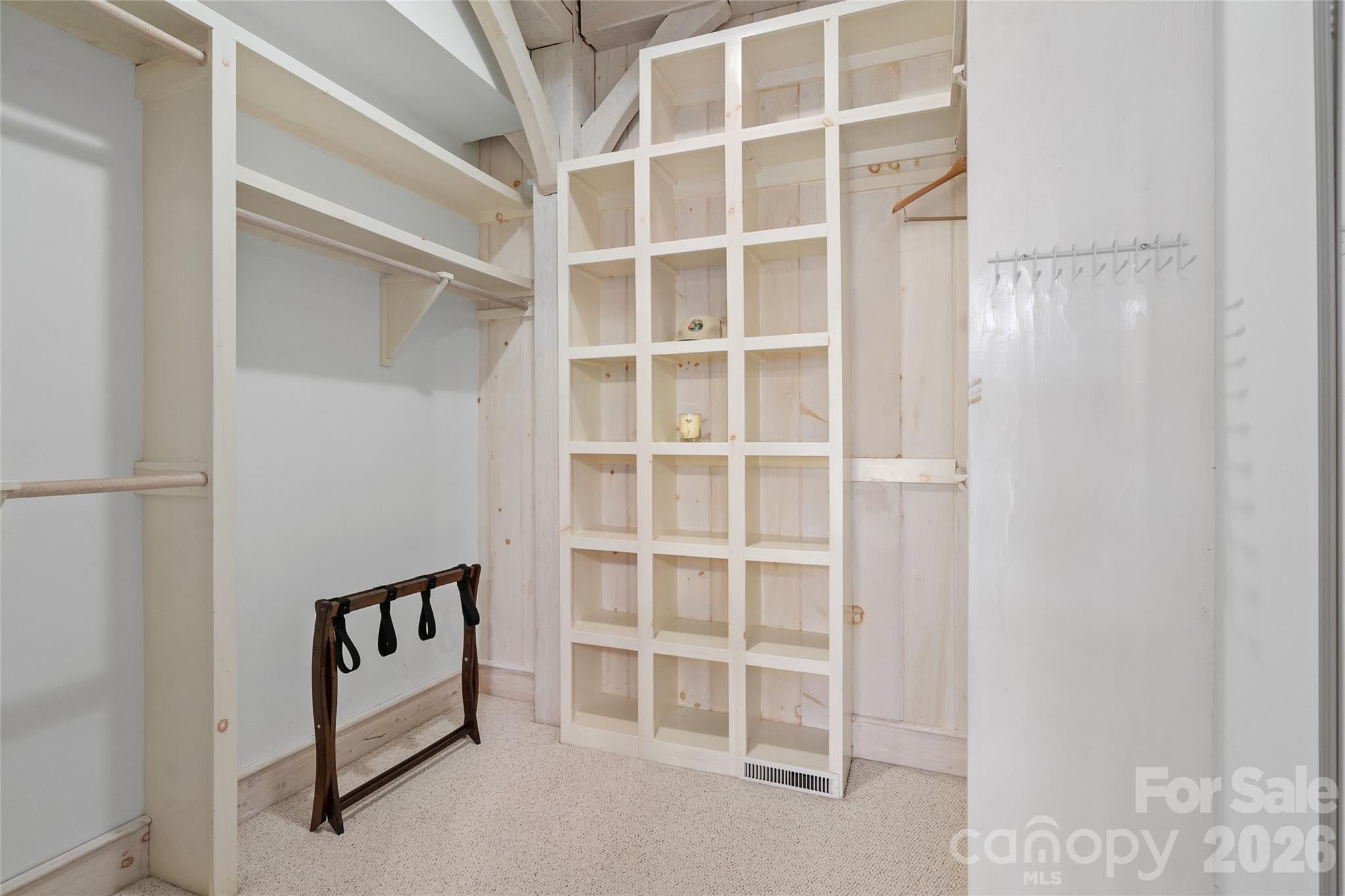 Laurel Ridge - Residential