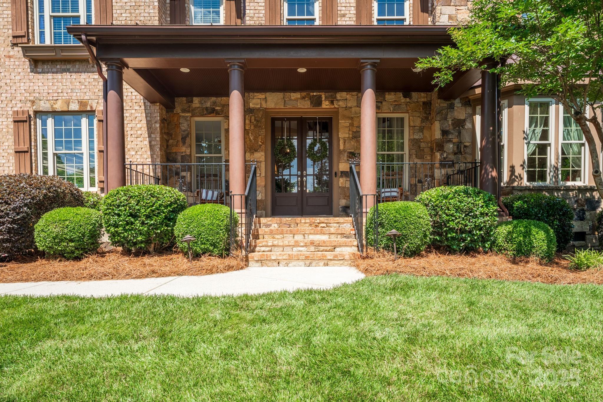 13056 Long Common Parkway