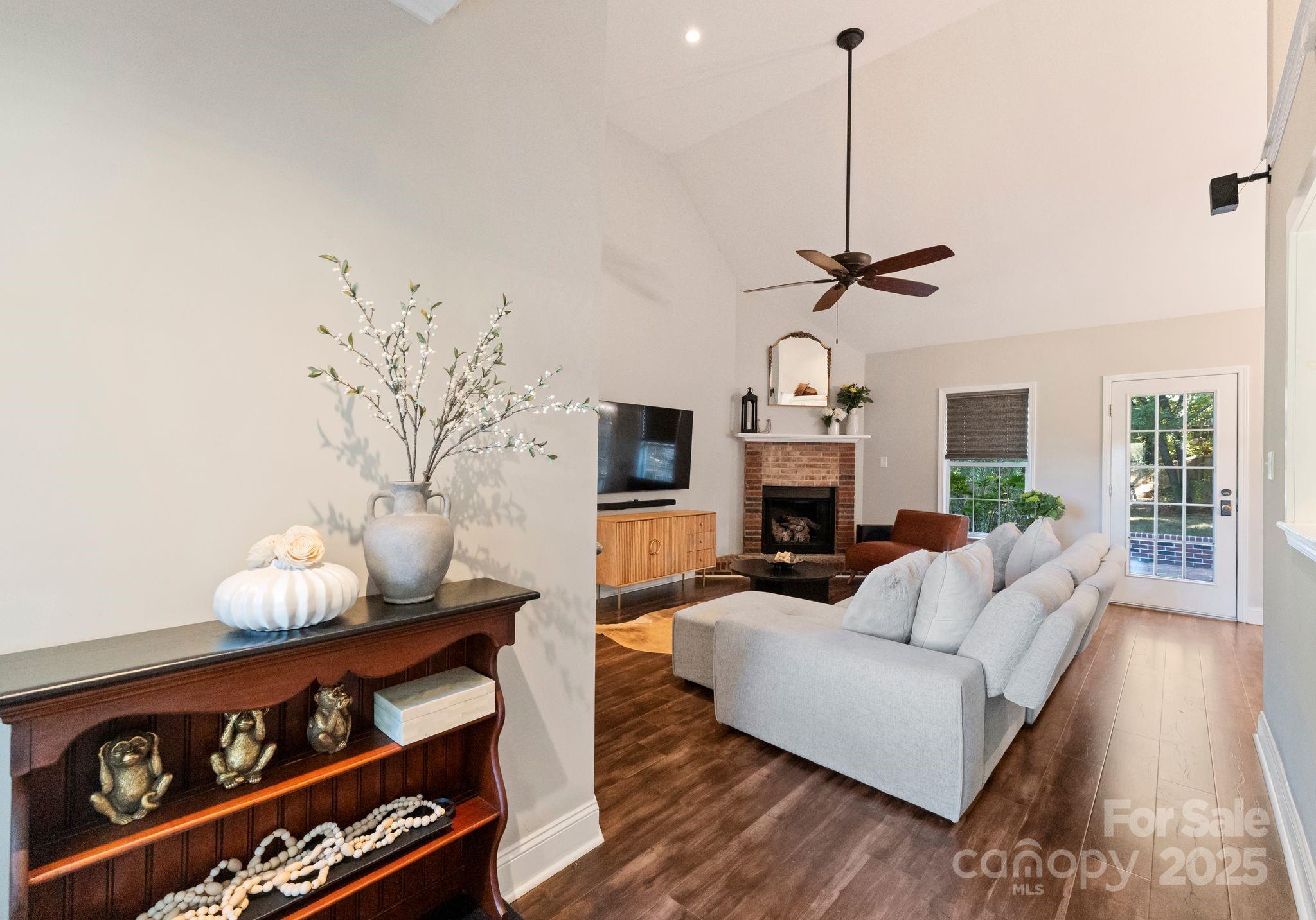 611 Emerson Drive