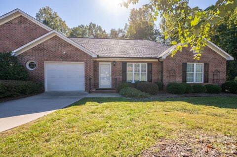 Photo for 559 Queen Brogan Court