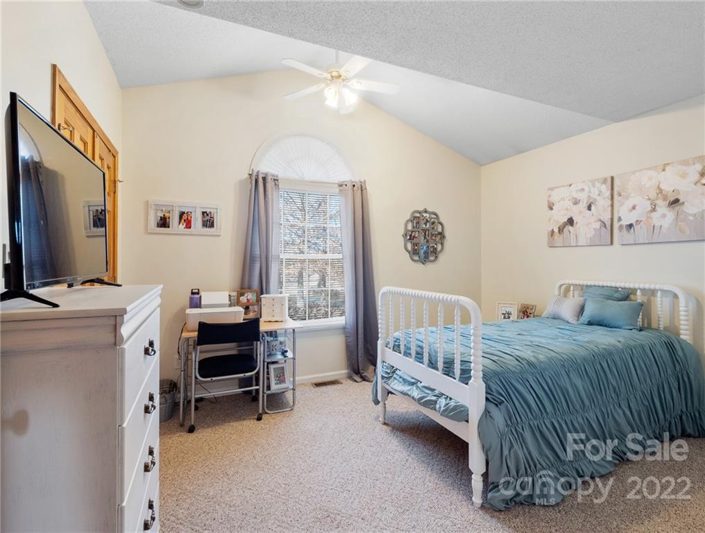 Sweet Glen - Residential