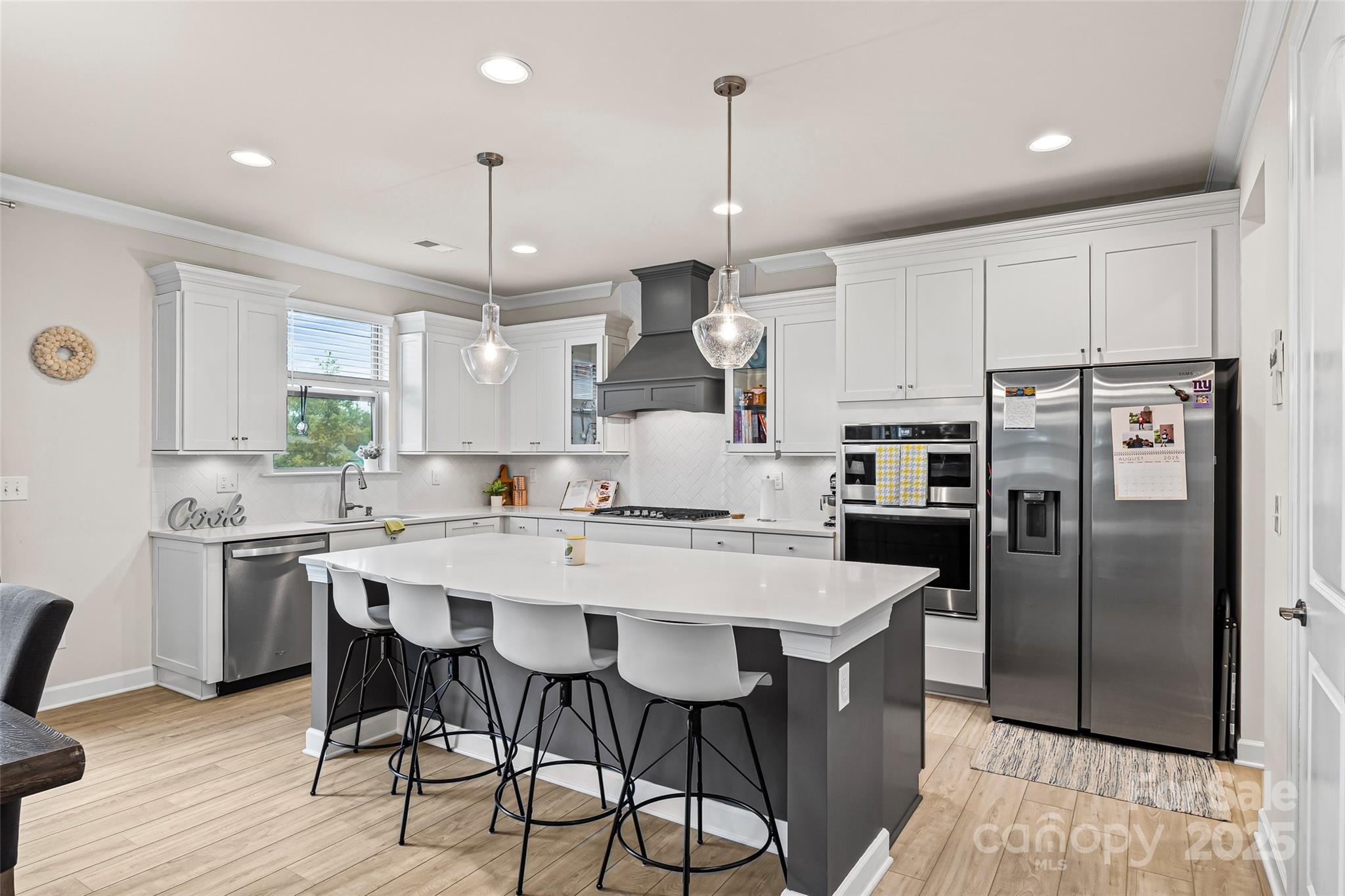 Lake Crest - Residential