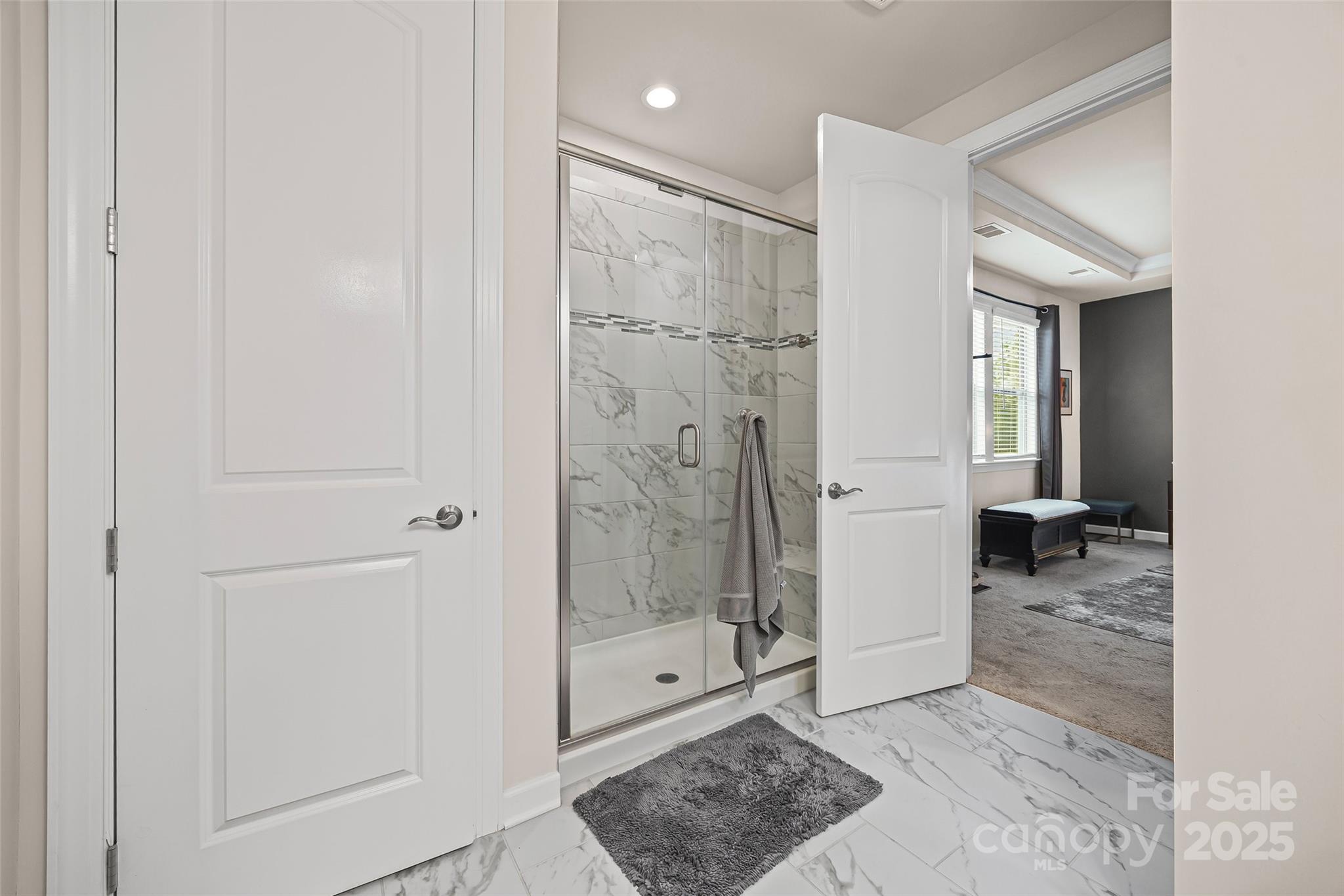 Lake Crest - Residential