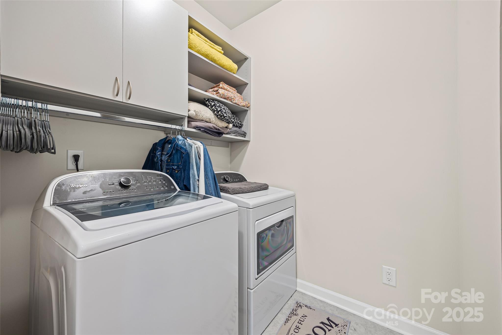 Lake Crest - Residential