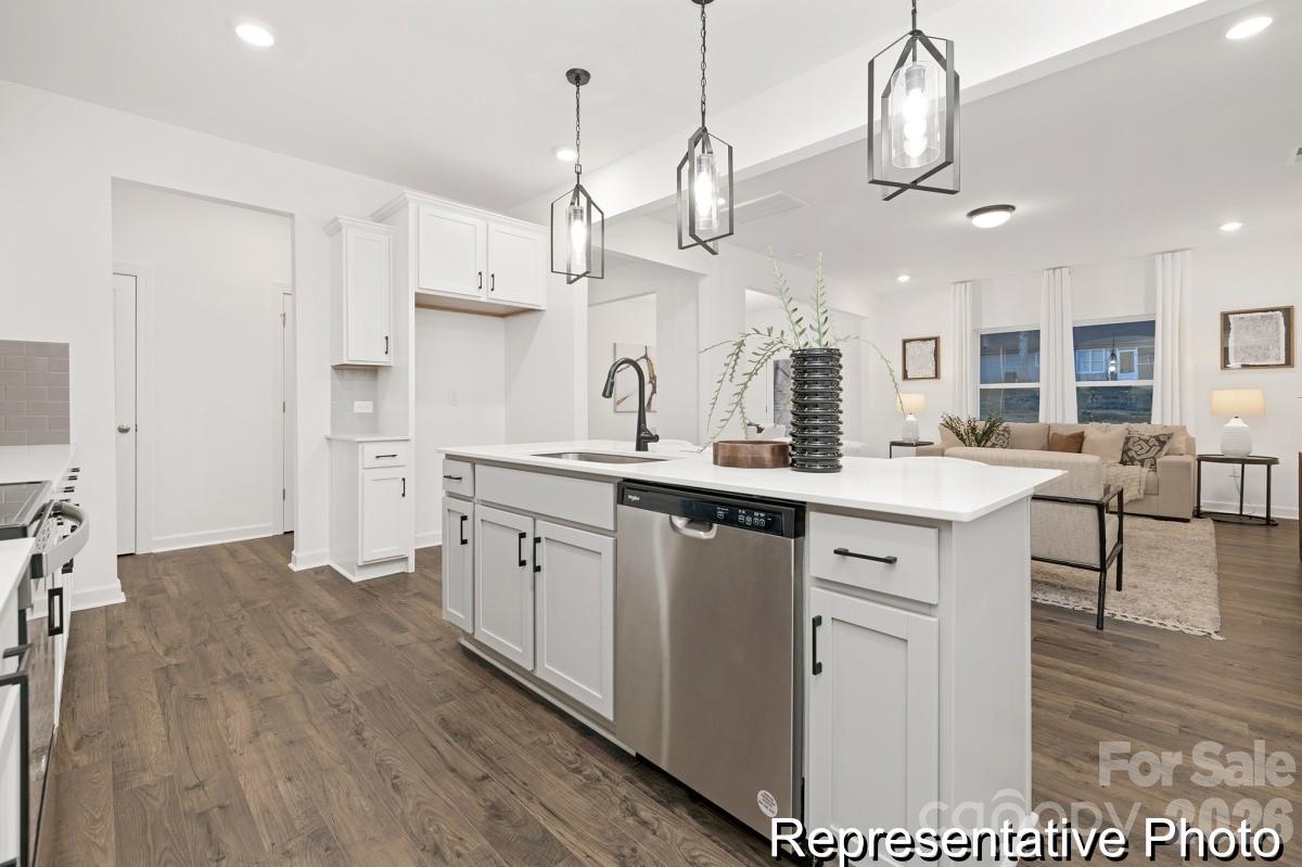 1611 Pelican Court 122ap