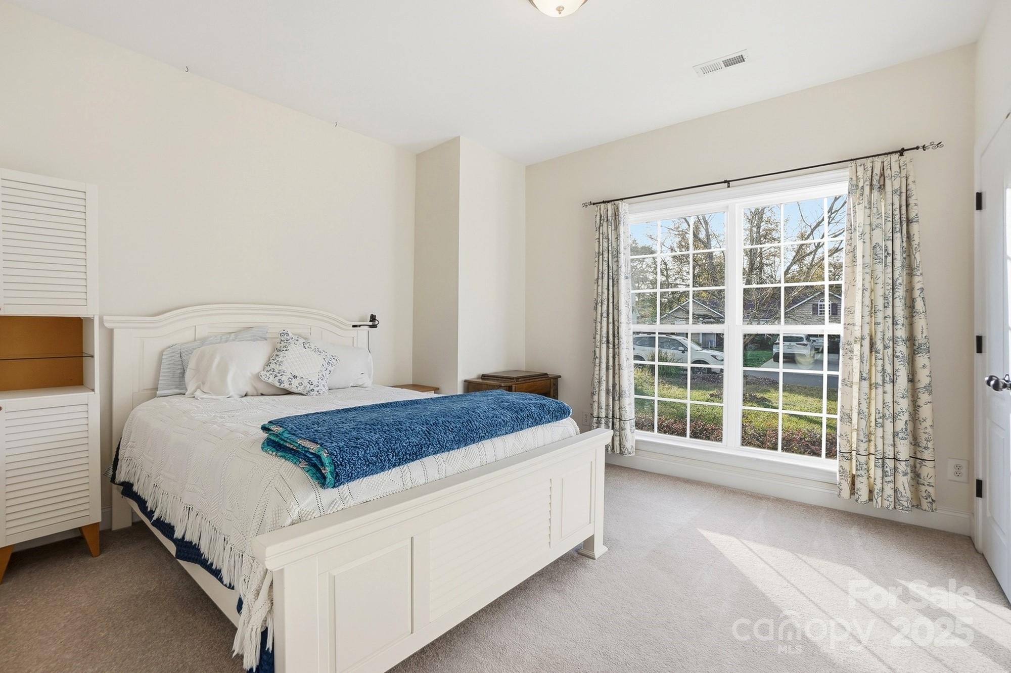 Savannah Place - Residential