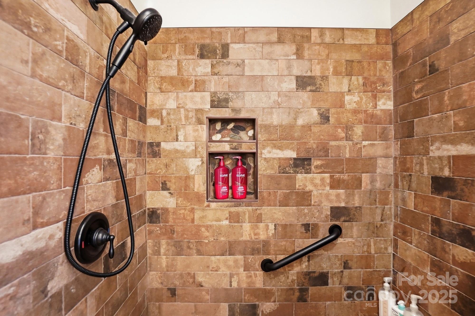 Savannah Place - Residential