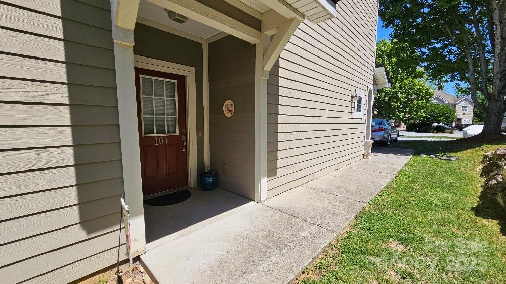93 Foxden Drive 101