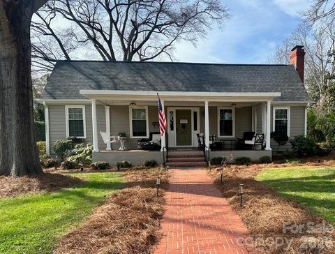 607 S York Street Gastonia NC 28052