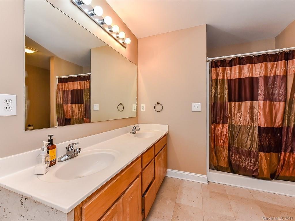 Carriage Run - Residential