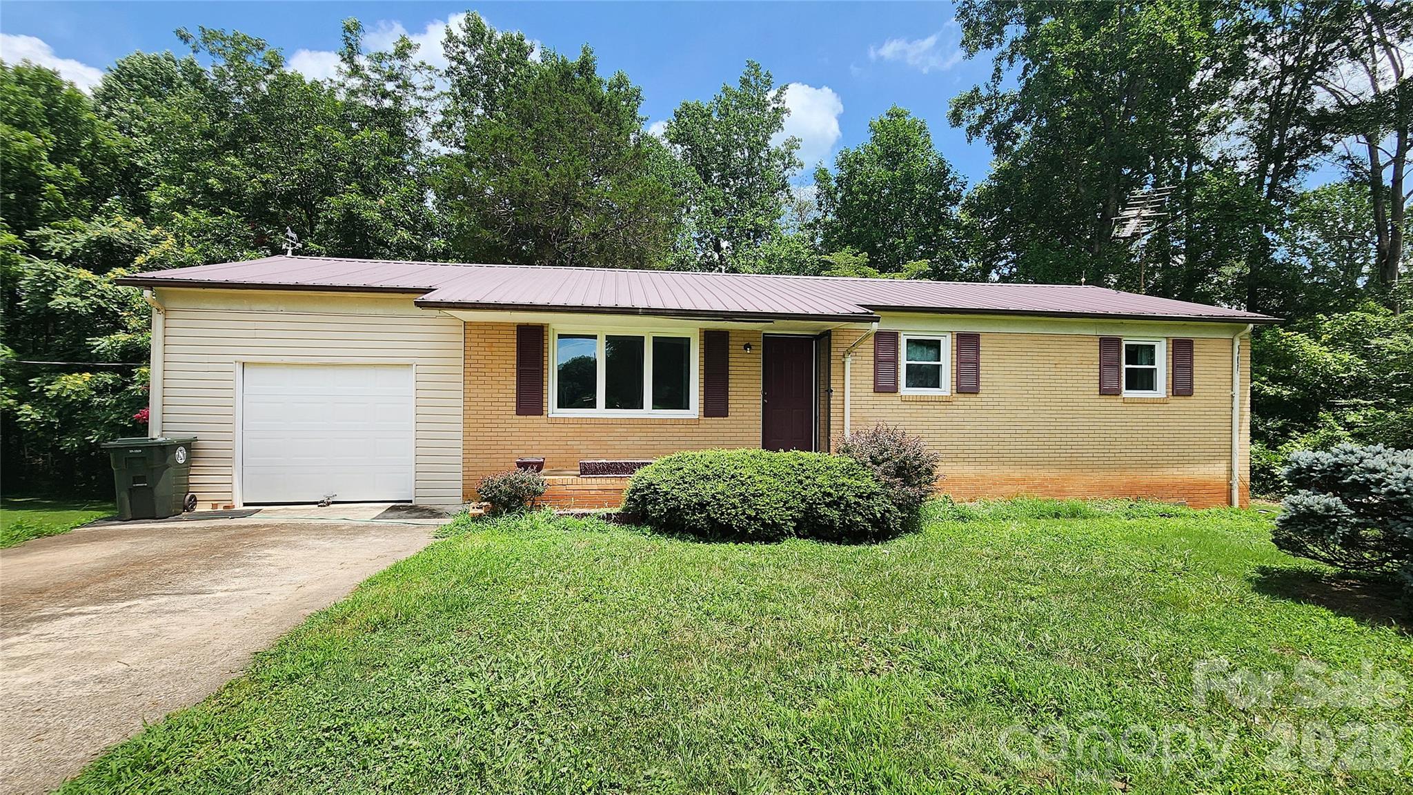 1026 Quail Hill Avenue, Newton, NC, 28658