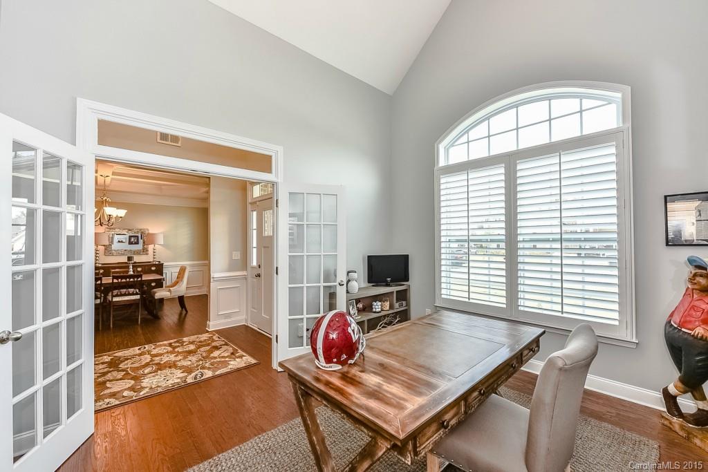 Lake Ridge - Residential