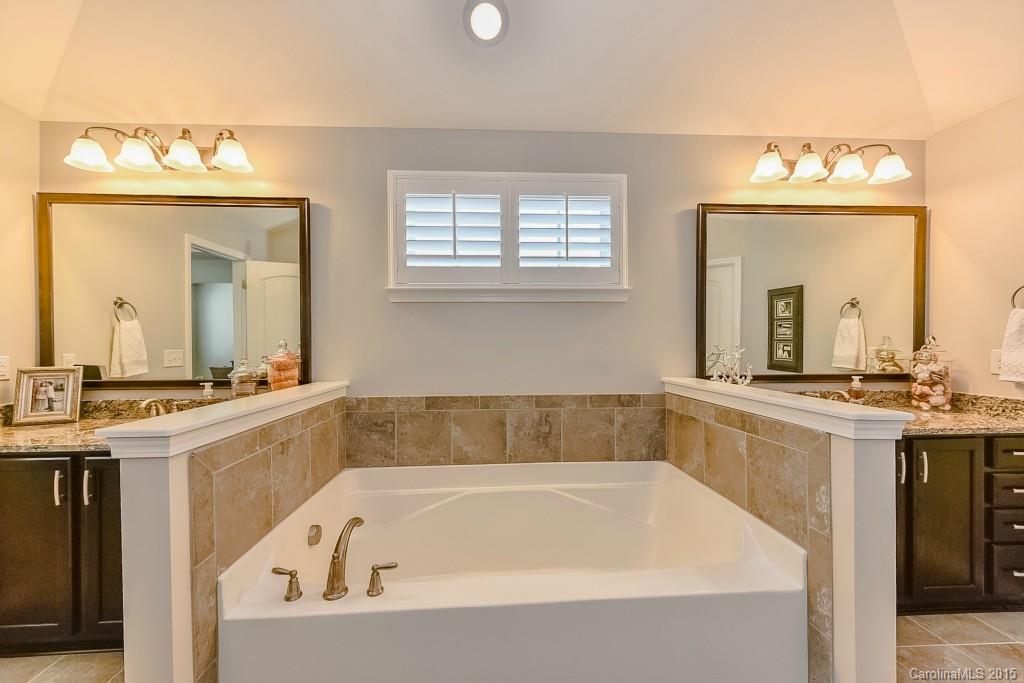 Lake Ridge - Residential