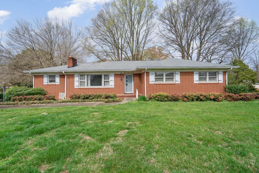Great opportunity to take a classic brick ranch and make it your own. The Allen Hills neighborhood with its mature tree lined streets and large lots is experiencing a surge in homes being renovated and updated. Close to I-85 & I-77 short drives to NoDa, Plaza Midwood, Uptown, Southend and Charlotte Douglas airport. Home has been well maintained; HVAC 2018, roof 2012. Underneath the carpet you'll find real hardwood floors.
This 3bd/1.5ba, full basement home with large covered patio is waiting for your creativity to make it your own. Location, character and charm, this home hits all three!