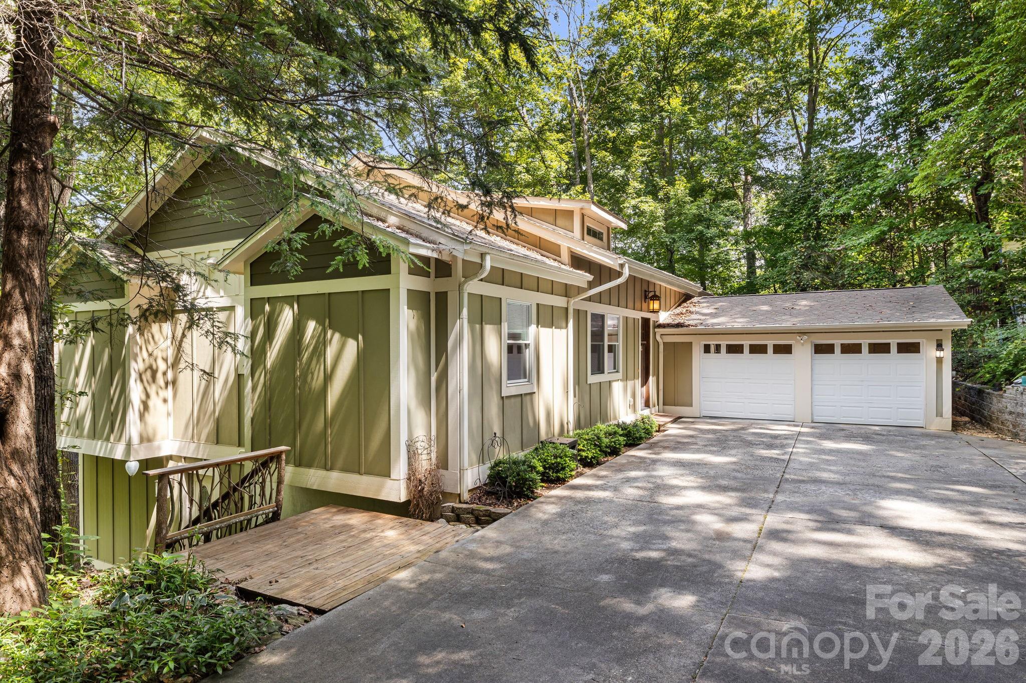 22 Wild Violet Lane
