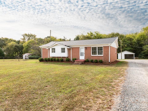Photo of 4305 Weddington Road, Concord, NC 28027 (MLS # 4432853)