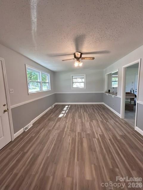 Photo of 1921 Cunningham Drive, Statesville, NC 28625 (MLS # 4432189)