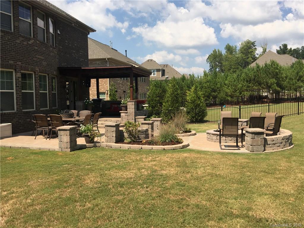 The Palisades - Residential