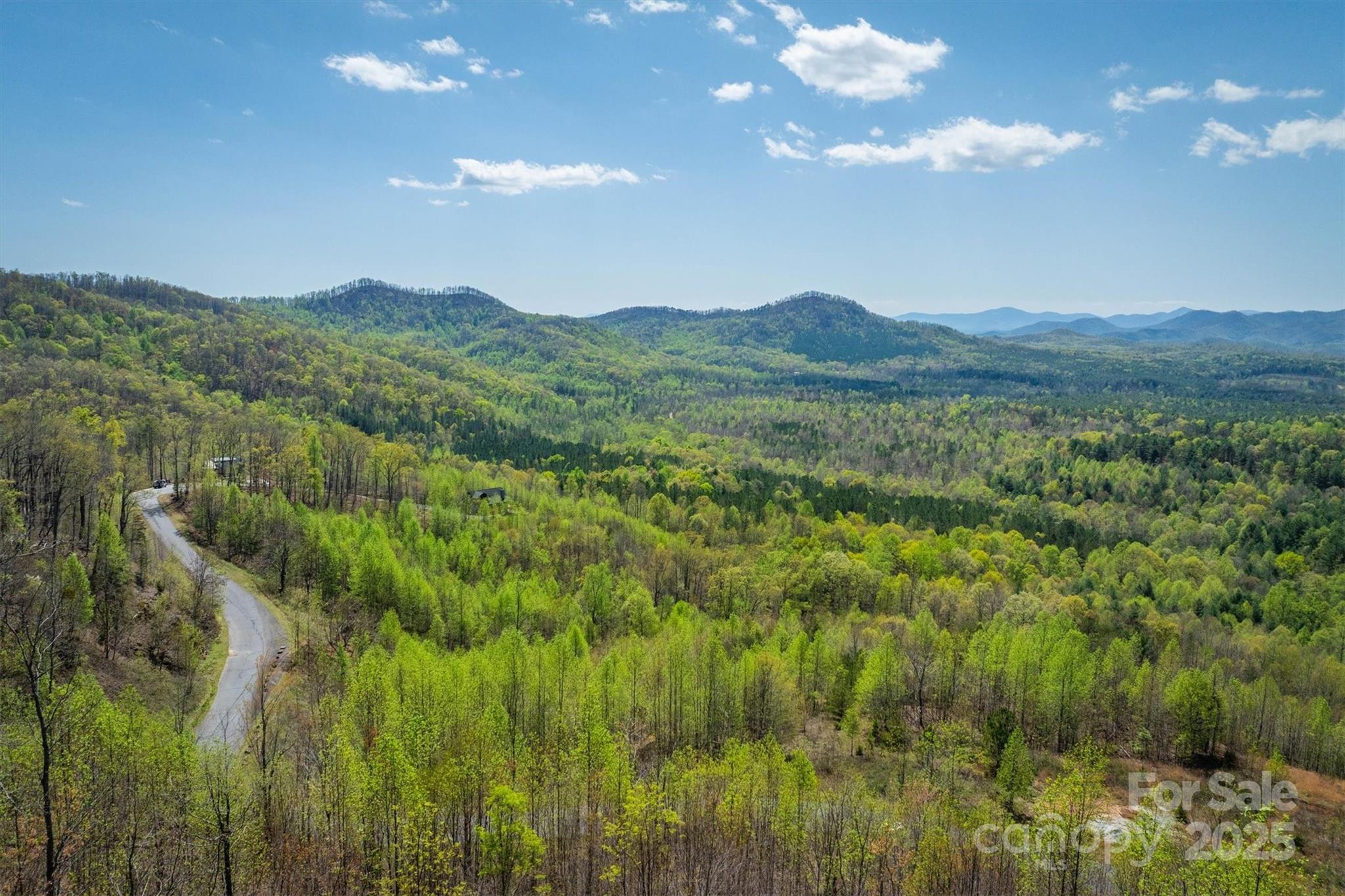 183 Woodgate Trail 103