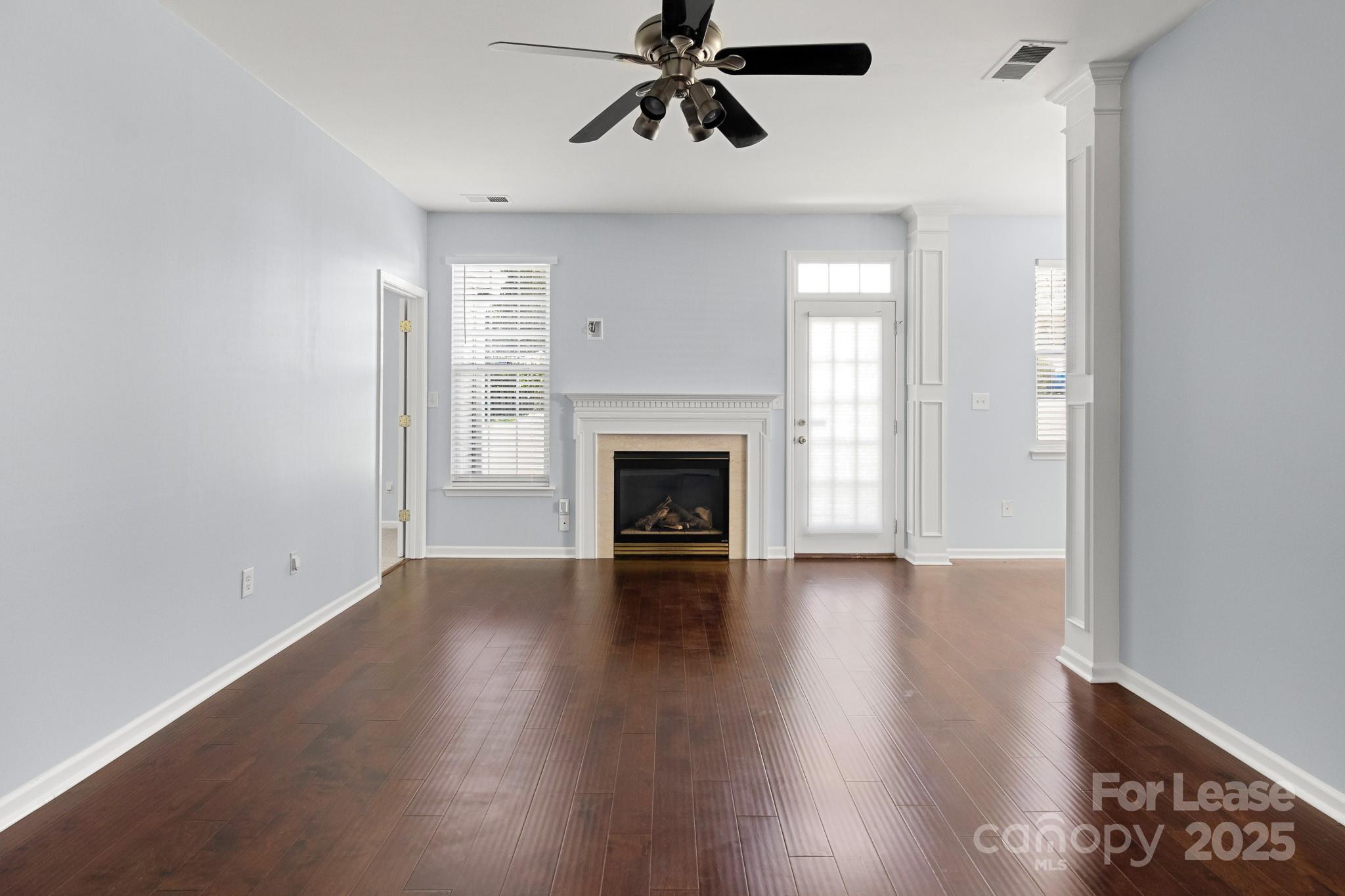 6828 Ayrshire Glen Place