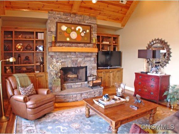 Connestee Falls - Residential